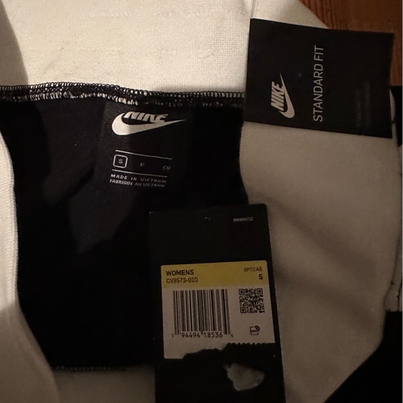 Women’s Nike Air Joggers - Picture 3 of 3
